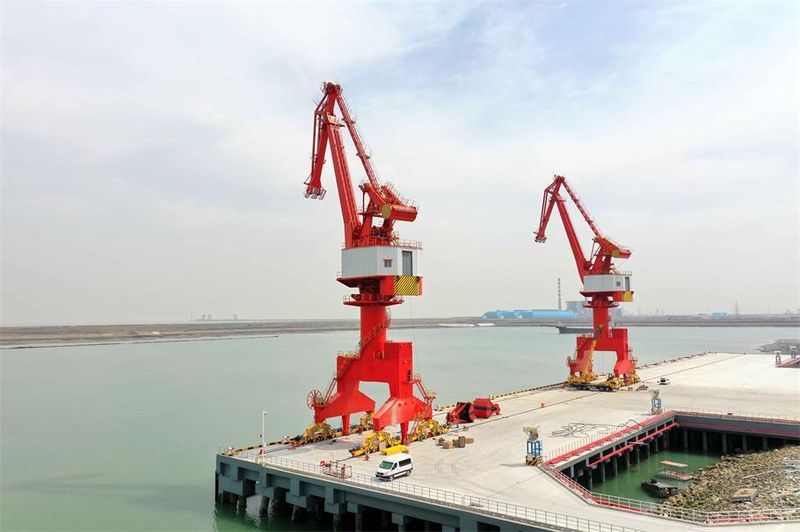 奮進“春天里” | 衛(wèi)華多系列港機產(chǎn)品硬核發(fā)力通州灣新出海口建設(shè)！